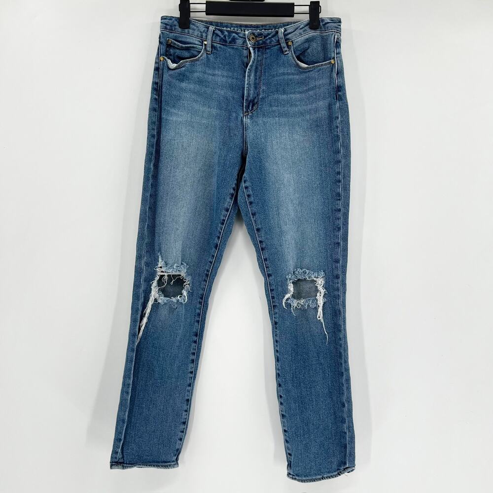 Urban Outfitters Articles of‎ Society Distressed Blue Jeans 28